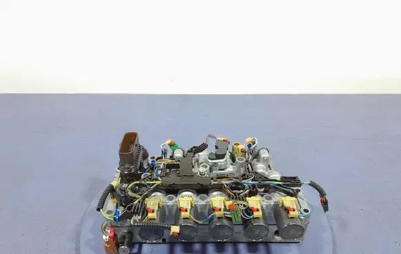 Ford Focus Gearbox control unit/module J1KP7A101BE