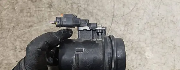 Peugeot 208 Mass air flow meter afh5024