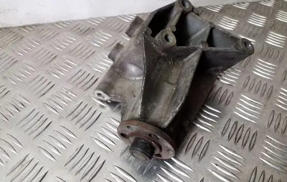 Generator/alternator bracket