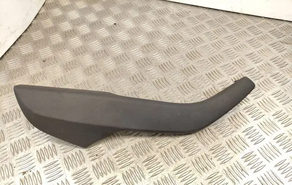 Audi A3 S3 8V Other front door trim element 8V4867173D