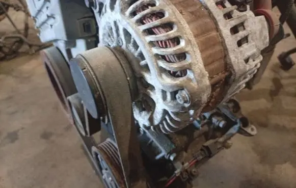 Nissan NV200 Generator/alternator 231003VDIA