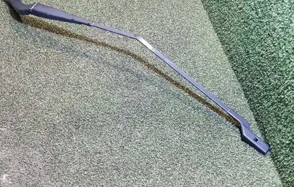 Opel Vivaro Front wiper blade arm 288864419R 93867989