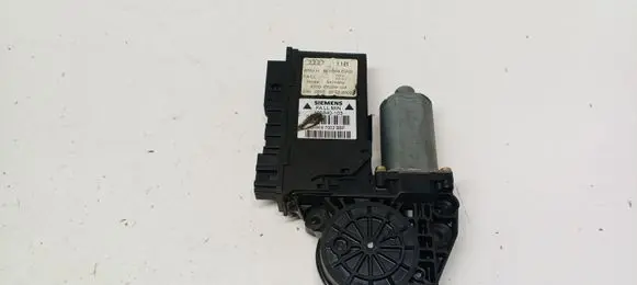 Audi A4 S4 B6 8E 8H Front door window regulator motor 8E1959801B