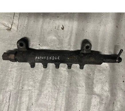 Nissan Pathfinder R51 Fuel main line pipe PATHFENDEK