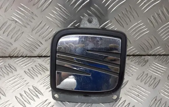Seat Ibiza III (6L) Tailgate opening switch 6L6827573B