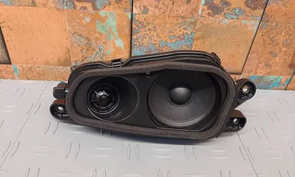 BMW X6M G06 F96 Parcel shelf speaker 7952131 65137952131