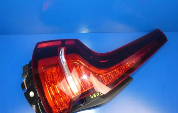 Volvo V60 Rear/tail lights 31468178 T1808270302