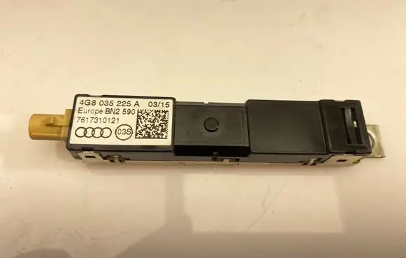 Audi A7 S7 4G Aerial antenna amplifier 4G8035225A