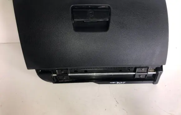 BMW 1 E81 E87 Glove box set 51167075479