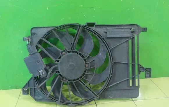 Ford C-MAX II Fan set 15AB13