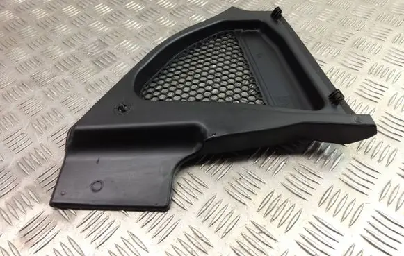 BMW X3 G01 Wiper trim 7399018