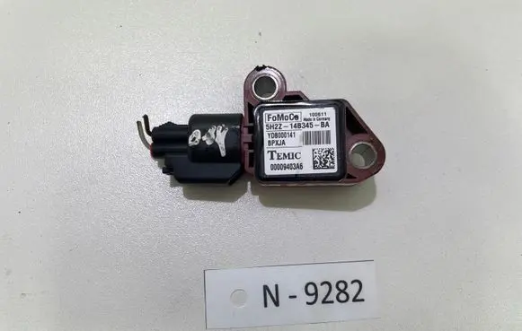 Land Rover Discovery 4 - LR4 Airbag deployment crash/impact sensor 5H2Z14B345BA