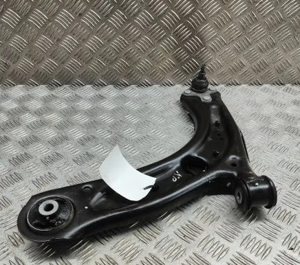 Skoda Octavia Mk4 Front lower control arm/wishbone 5WA407151A 5WA407117