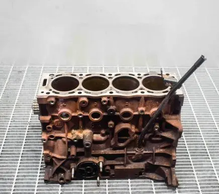Volvo V50 Engine block 