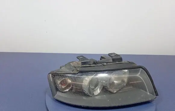 Audi A4 S4 B6 8E 8H Headlight/headlamp 8E0941004M