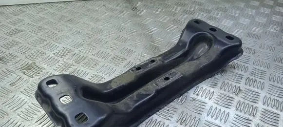 Mercedes-Benz E W213 Engine mounting bracket A2132421001