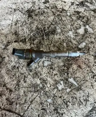 Toyota Auris 150 Fuel injector 0445110227