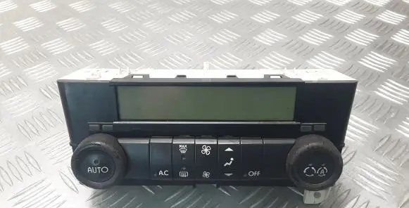 Renault Laguna II Climate control unit 8200001901