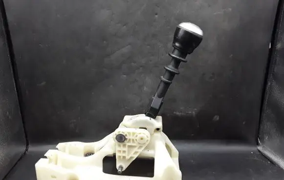 KIA Magentis Gear shifter/selector 437002G010 437002G040