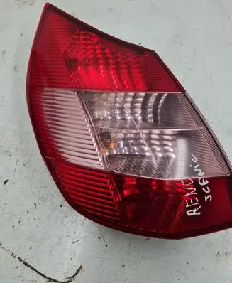 Renault Scenic I Rear/tail lights 8200127704