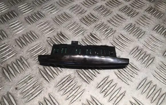 Mercedes-Benz E W212 Parking PDC sensor display screen 0015424623 A0015424623