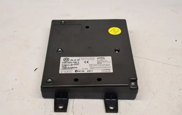 Volkswagen PASSAT B6 Bluetooth control unit module 1K8035730C