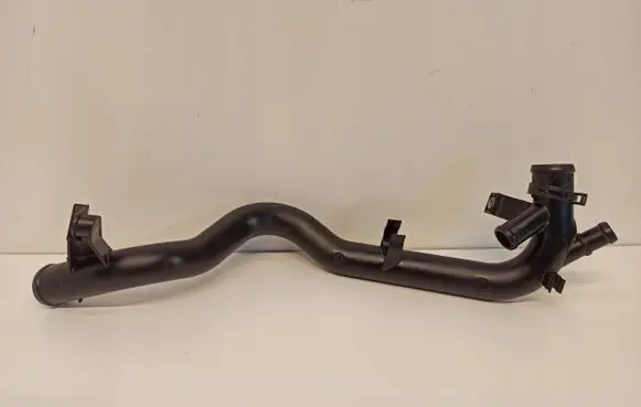 Audi A6 C7 Engine coolant pipe/hose 03L121071B
