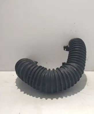 Opel Vivaro Air intake hose/pipe 8200806067A