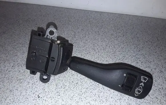 BMW 5 E39 Wiper control stalk 8363664