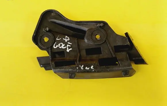 Front bumper mounting bracket