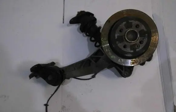 Mini One - Cooper R50 - 53 Rear wheel hub