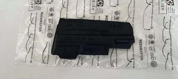 Audi Q3 F3 Rubber seal loading door 83F867369