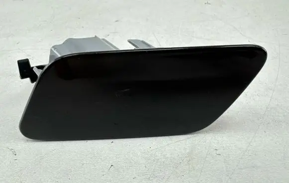 Audi A3 8Y Headlight washer spray nozzle cap/cover 8Y095523A 67015