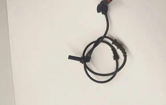 Mercedes-Benz E W212 ABS brake wheel speed sensor A2125400217