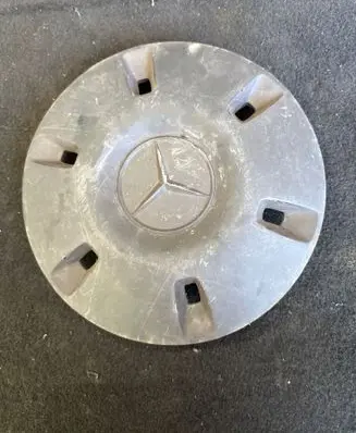 Mercedes-Benz C W203 Original wheel cap A9064010025