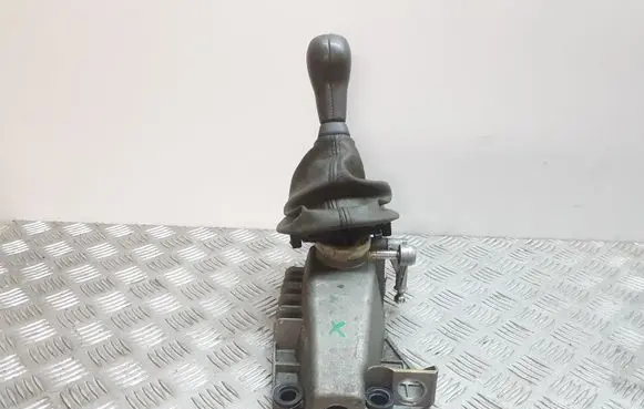 Volvo S70 V70 V70 XC Gear shifter/selector 195122