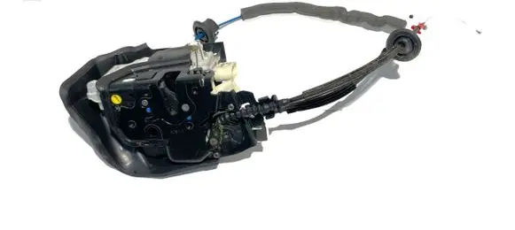 Audi A8 S8 D4 4H Rear door lock 4H0839015D 29823