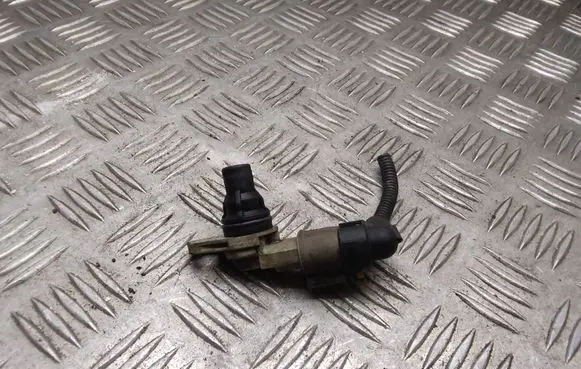 Opel Combo C Camshaft position sensor 55216241