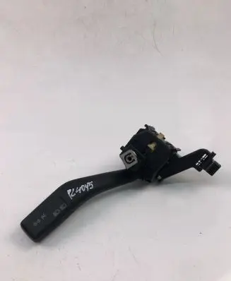 Volkswagen Golf V Indicator stalk 1K0953513