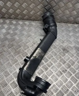 BMW 2 F45 Air intake hose/pipe 8511377 1371 23557610