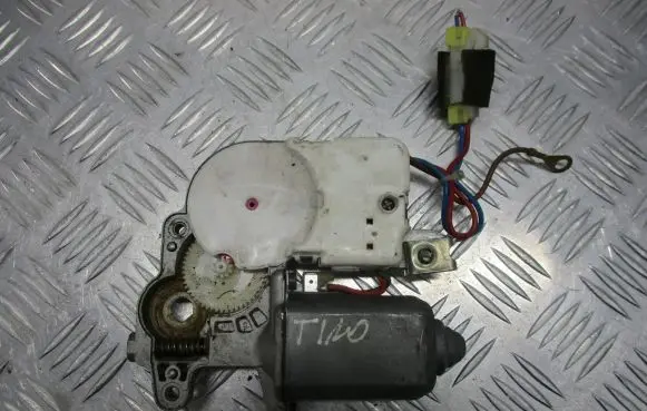 Nissan Almera Tino Sunroof motor/actuator