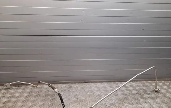Audi A8 S8 D4 4H Air conditioning (A/C) pipe/hose