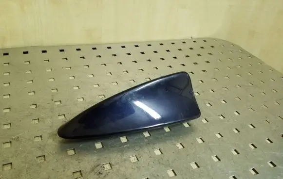BMW X3 E83 Aerial GPS antenna