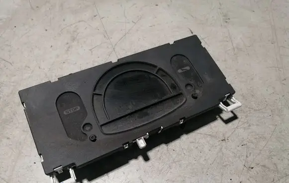 Renault Modus Speedometer (instrument cluster) P8200418023F P8200418023 8200418023