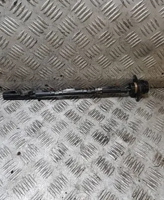 Volkswagen Touran I Fuel injector wires 038971803