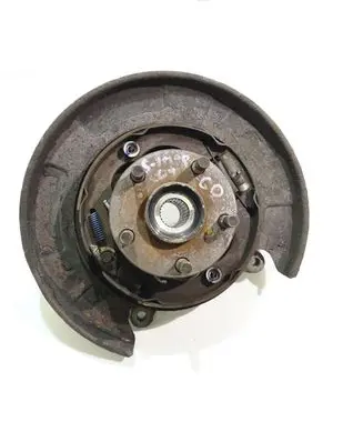Subaru Impreza III Rear wheel hub