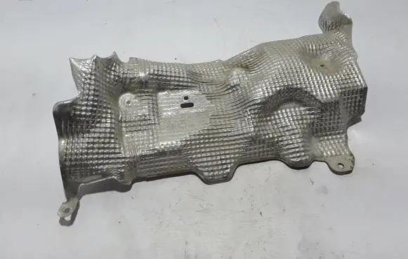 Renault Megane IV Exhaust heat shield 483821587R