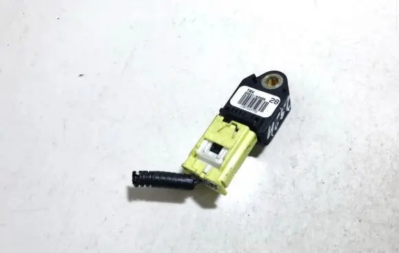 Toyota Auris 150 Airbag deployment crash/impact sensor 8983102080 89831-02080
