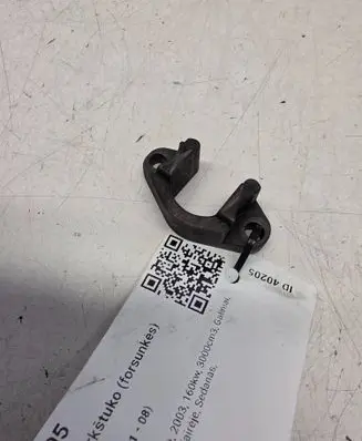 BMW 7 E65 E66 Fuel Injector clamp holder 13537787215