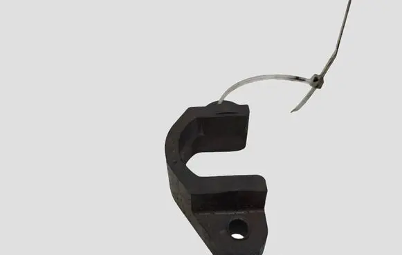 Mazda 6 Fuel Injector clamp holder